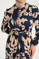 Kadın Metraj Baskılı Dokuma Krep Yakalı Uzun Elbise - Lacivert